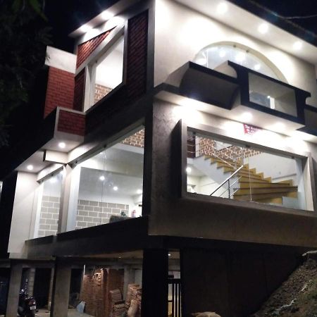 The Meadows Hotell Kodaikanal Exteriör bild