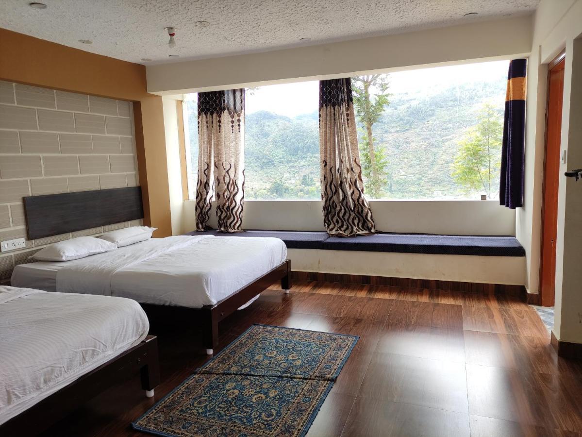 The Meadows Hotell Kodaikanal Exteriör bild