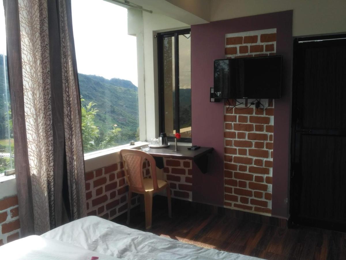 The Meadows Hotell Kodaikanal Exteriör bild