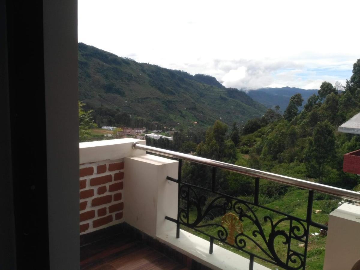 The Meadows Hotell Kodaikanal Exteriör bild